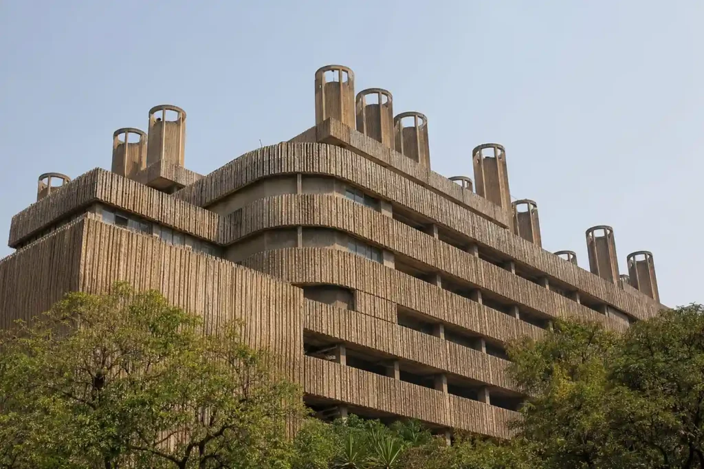 Eastgate Centre in Harare showing passive ventilation chimneys and facade design inspired by termite mound thermoregulation.